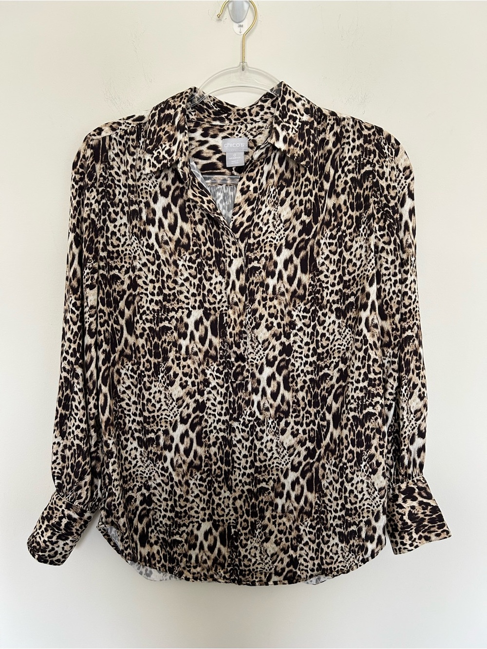 Chico's Cheetah Print Blouse Top Brown Tan Size 0 US 4/6 Long‎ Sleeve Modal